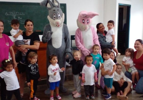 Generosidade em Andradina (SP): Visita de Jonas Novaes e sua Família à Creche Nana Nenê Encanta as Crianças