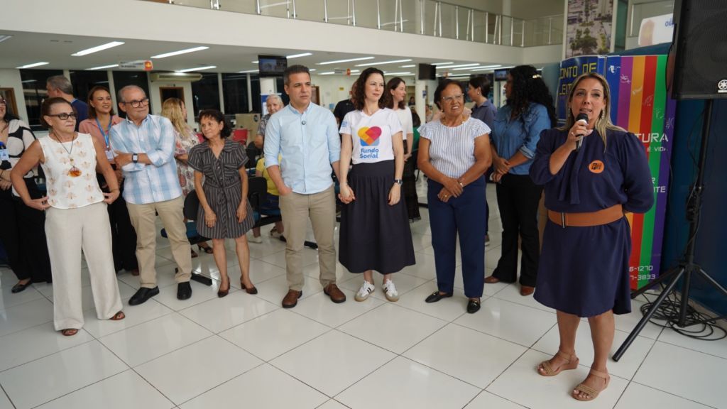 Exposição “Minha Arte Também é Especial” emociona e reforça inclusão no Atende Fácil de Araçatuba - Exposição movimenta o Atende Fácil com mais de 40 obras da oficina Farta-Peça Exposição “Minha Arte Também é Especial” emociona e reforça inclusão no Atende Fácil de Araçatuba - Exposição movimenta o Atende Fácil com mais de 40 obras da oficina Farta-Peça