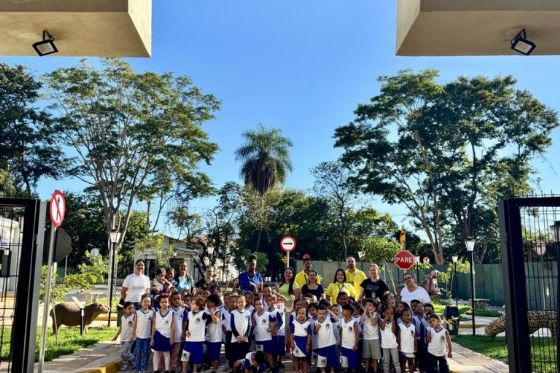 Crianças da Emeb Odette Costa vivenciam história e natureza em visita à Cidade da Criança, em Araçatuba
