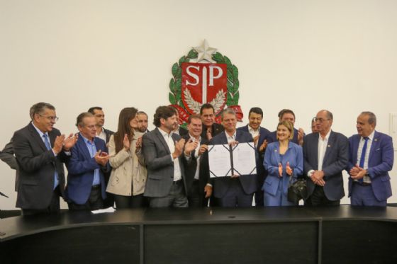 Como funciona o salário mínimo paulista e por que ele é maior que o nacional