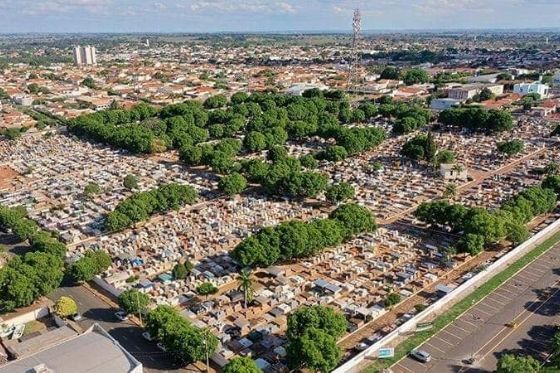 Familiares terão até sábado (10) para limpeza e reformas no cemitério em Andradina