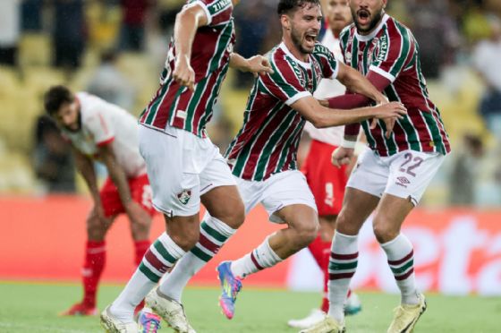 Fluminense x Santos pelo Brasileirão 2025: onde assistir ao vivo e prováveis escalações