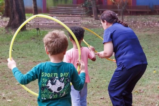 Sementinhas: brincadeiras e jogos são aliados do atendimento no Caps Infantil de Araçatuba