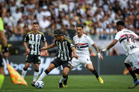 Atlético-MG x Vitória: onde assistir ao vivo, escalações e horário do jogo pelo Brasileirão 2025