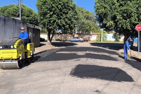 Araçatuba intensifica operação tapa-buracos em bairros e vias movimentadas