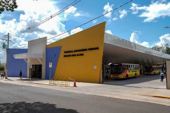 Terminal Urbano de Araçatuba voltará ao local antigo após críticas e falhas na nova estrutura