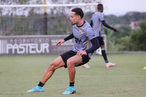 Chapecoense x Criciúma: onde assistir ao vivo o clássico catarinense pela Série B neste domingo (4)