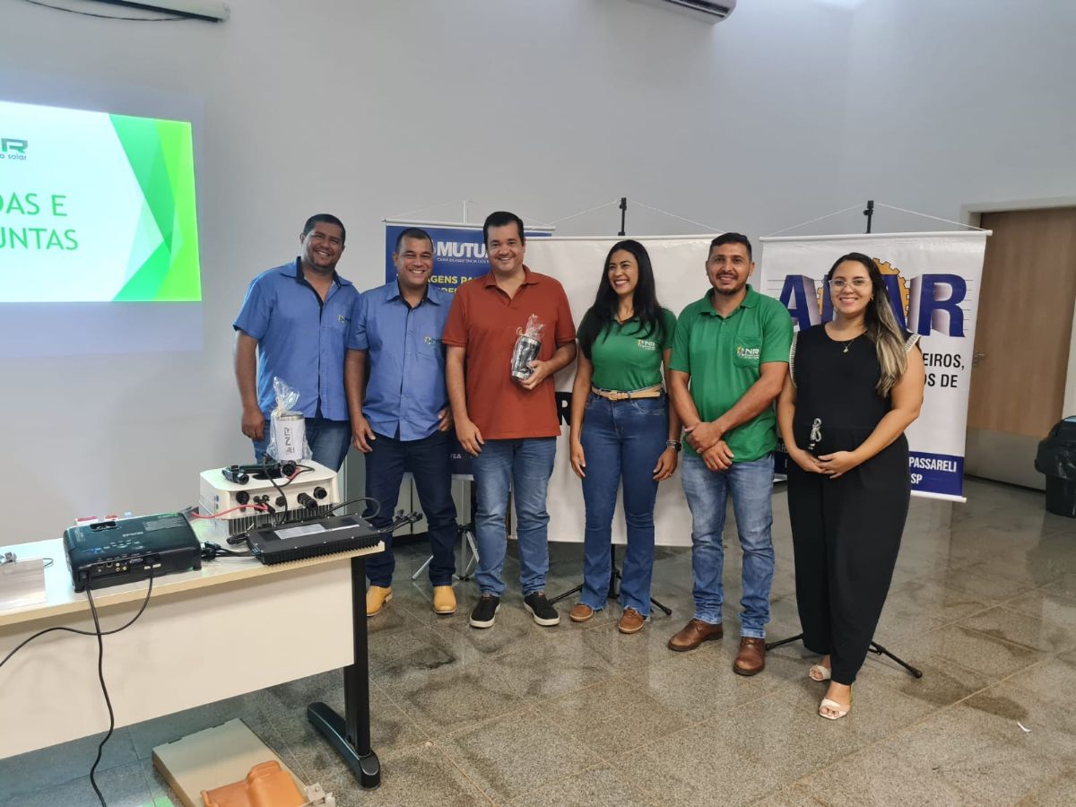 Palestra sobre energia solar atrai profissionais em Andradina e destaca viabilidade técnica e financeira - Palestra promovida pela AEAR em Andradina reúne especialistas e destaca vantagens técnicas e financeiras da energia solar - Foto: Divulgação Palestra sobre energia solar atrai profissionais em Andradina e destaca viabilidade técnica e financeira - Palestra promovida pela AEAR em Andradina reúne especialistas e destaca vantagens técnicas e financeiras da energia solar - Foto: Divulgação