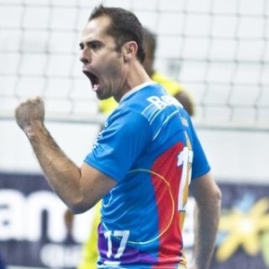 Vôlei Futuro ignora torcida, bate Sesi e vence 1º grande título na "era Ricardinho" - 