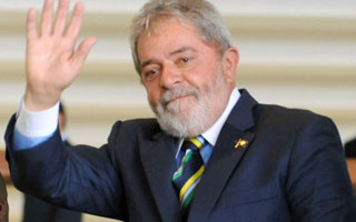 Com &quot;mágoas&quot;, Lula ainda não parabenizou FHC pelo 80.º aniversário