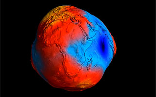 Mapas de satélite detalham formato irregular da Terra