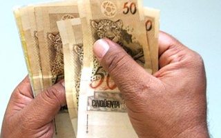 Senado define amanhã o novo salário mínimo