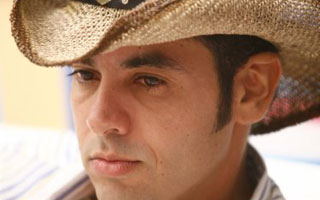 Polícia não descarta vingança em morte de Cowboy