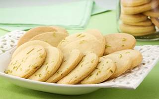 Aprenda a fazer Biscoitinhos Crocantes com um leve sabor de limão