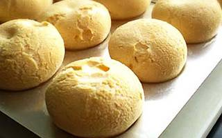  "Pão de Queijo" de Mandioquinha 