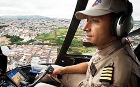 Comandante Hamilton terá equipe própria na Record - Comandante Hamilton terá equipe própria na Record -