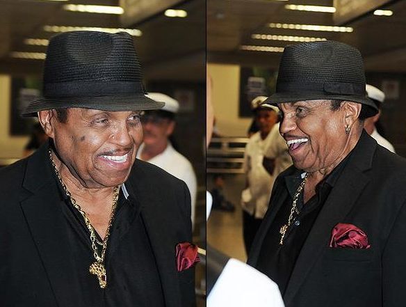 Pai de Michael Jackson desembarca em São Paulo para divulgar livro - Pai de Michael Jackson desembarca em São Paulo para divulgar livro -