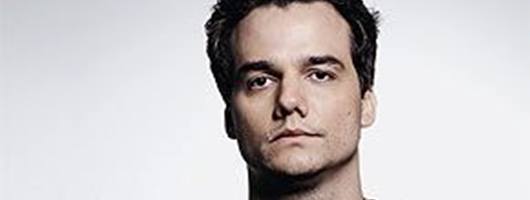 Wagner Moura diz que é "um babaca total"