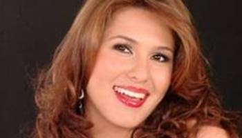 Assistente de palco e modelo sofrem acidente