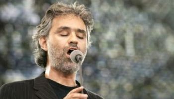 Andrea Bocelli cantará antes da final da Copa