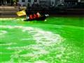 Ecologistas tingem rio argentino