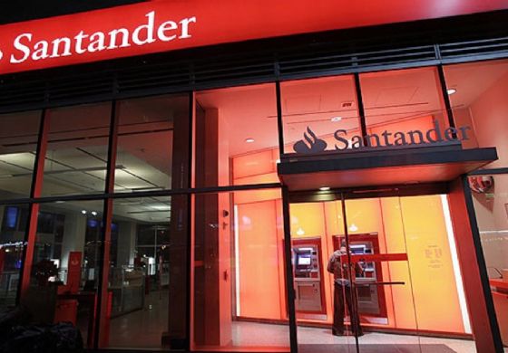 Santander divulga mais de 700 vagas de emprego