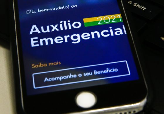 Trabalhadores nascidos em julho podem sacar auxílio emergencial