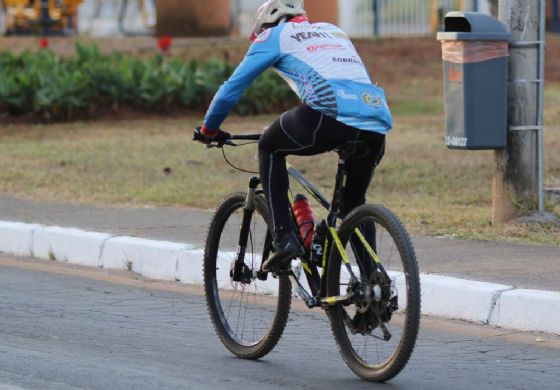 Dia nacional do ciclista alerta sobre desafios para trânsito mais seguro