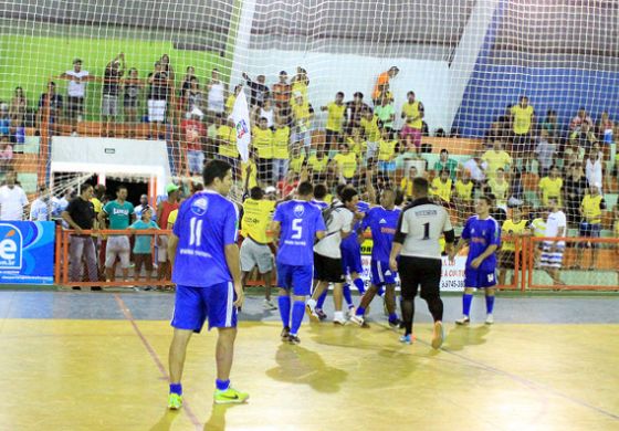 Com finalistas definidos título do Futsal de Férias será disputado nesta sexta