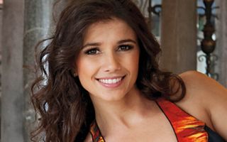 Paula Fernandes declara: &quot;De santa eu não tenho nada&quot;
