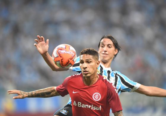 Inter é derrotado em clássico Grenal e vê o Grémio de afastar da tabela 