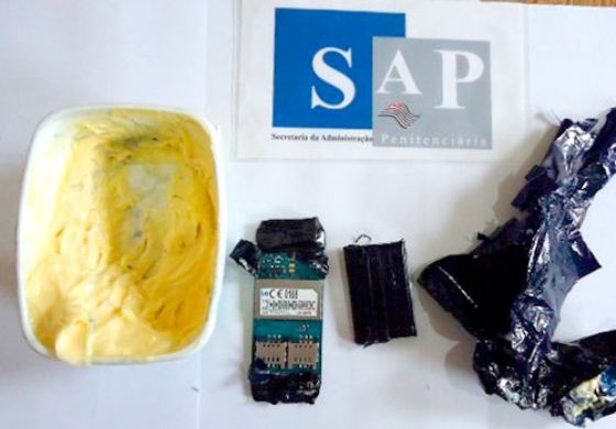 Placa de celular é encontrada em pote de margarina em penitenciária