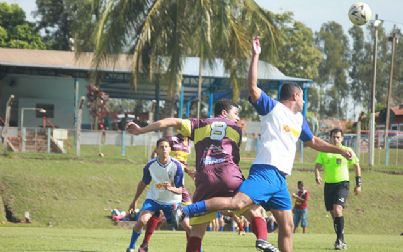 Quartas de finais tem jogos acirrados no Amador em Andradina; veja as fotos