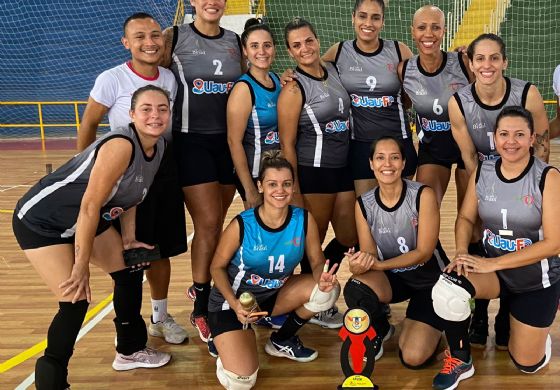 Equipe feminina de vôlei de Araçatuba é campeã de Festival Liga Amar Vôlei