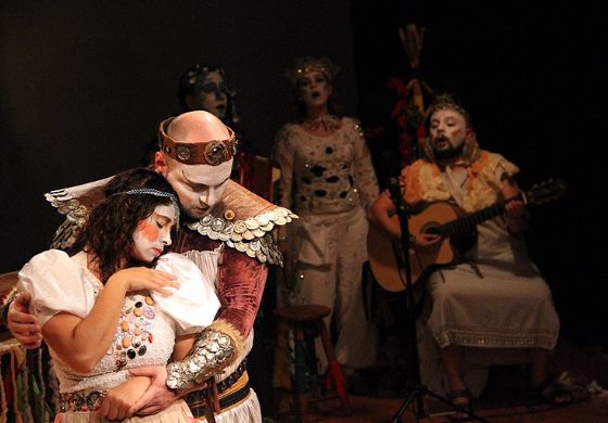 Teatro da história de paixão de Tristão e Isolda agradou público no CEU das Artes