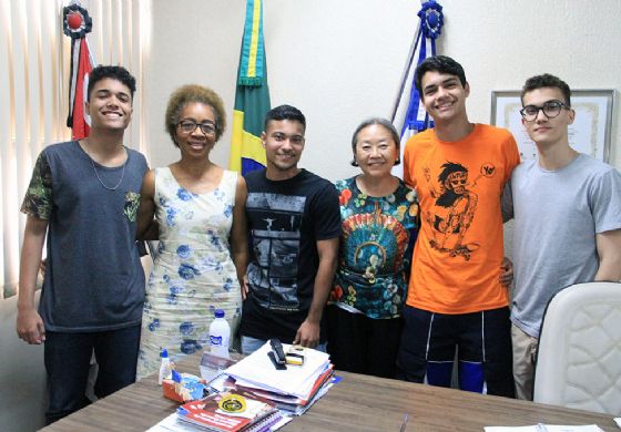 Tamiko recebe andradinenses que concorrem a prêmio internacional com curta-metragem