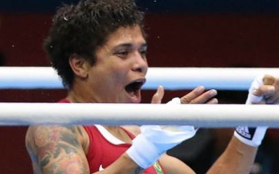 Adriana Araújo perde, fica com bronze e dá 100ª medalha ao Brasil