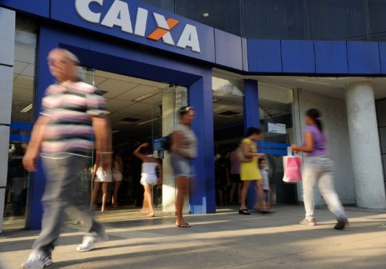 Caixa antecipa pagamento de FGTS inativo para nascidos em março, abril e maio