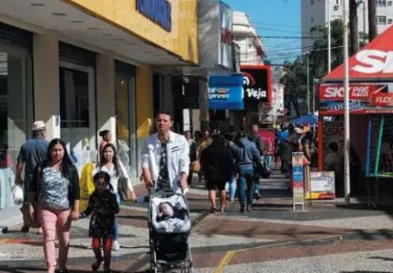 Comércio de Araçatuba tem horário especial no feriado de Tiradentes