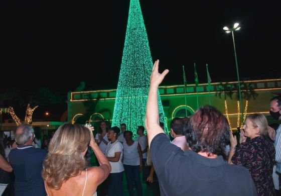  Andradina  vai premiar enfeites de natal