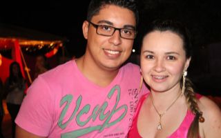 Foliões curtem o carnaval de Andradina