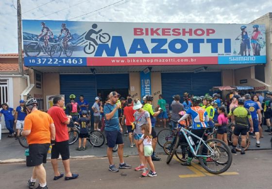 Alegria e Solidariedade no Passeio Ciclístico de Dia das Crianças da Bike Shop Mazotti