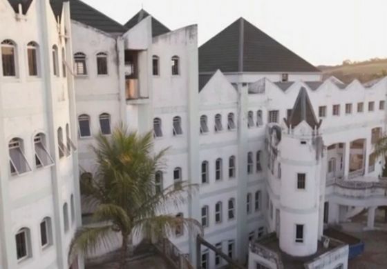 José Rico deixa "castelo" inacabado com mais de 100 quartos em Limeira