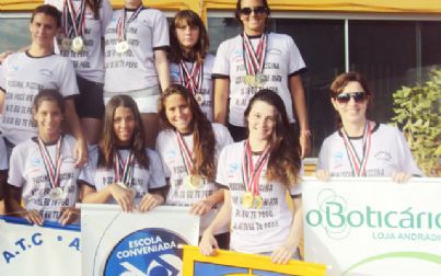 Natação de Andradina vence jogos regionais no feminino e no masculino 