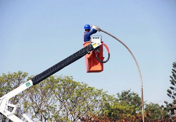  Cantoia Figueiredo Intensifica Serviços de Iluminação em Andradina após vendaval