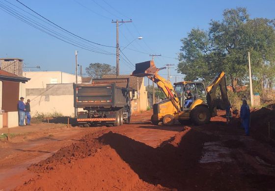 Nossa Rua está asfaltando a rua Mônaco no Jardim Europa