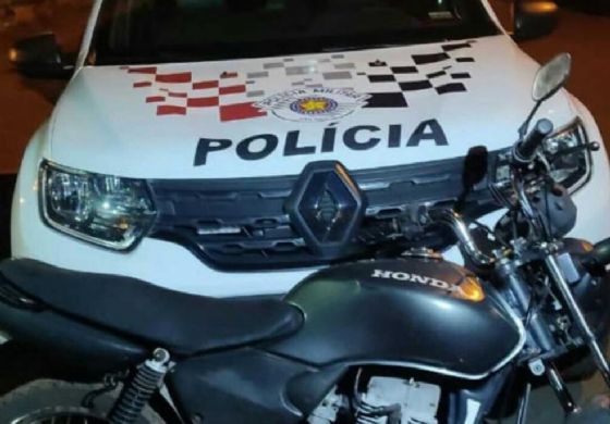 Mulher liga para PM para &quot;pedir pizza&quot; e estava sofrendo violência doméstica