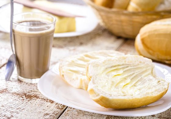 Preços do pão francês e leite são pesquisados em Três Lagoas