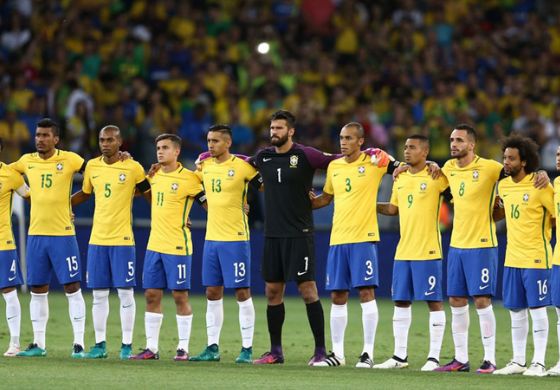 Seleção brasileira volta ao topo do ranking da Fifa; Tite anuncia convocação