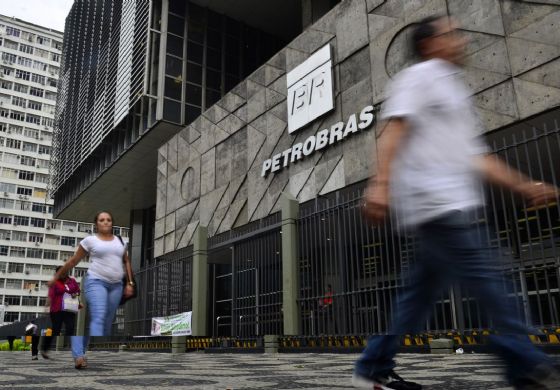 Petrobras quer aumentar número de mulheres em cargos de liderança